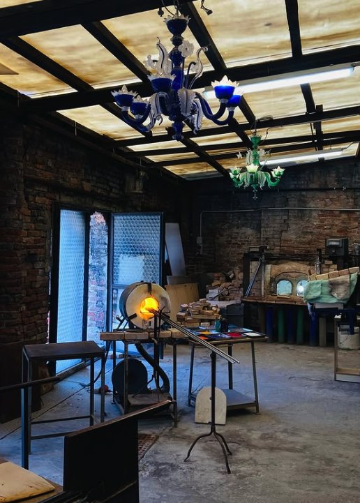 10 Surprising Murano & Burano Glass Facts
